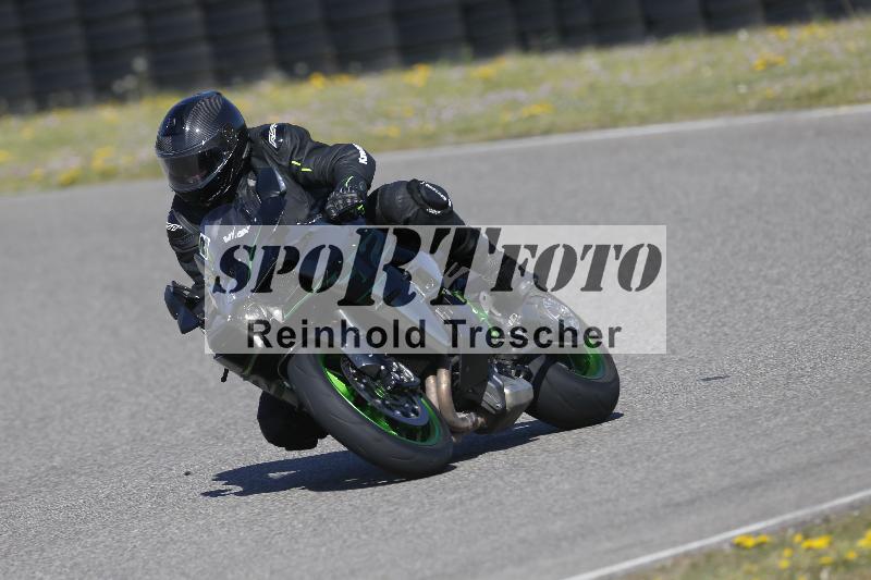 /06 08.04.2026 Cornu Master School ADR/Gruppe gruen/8